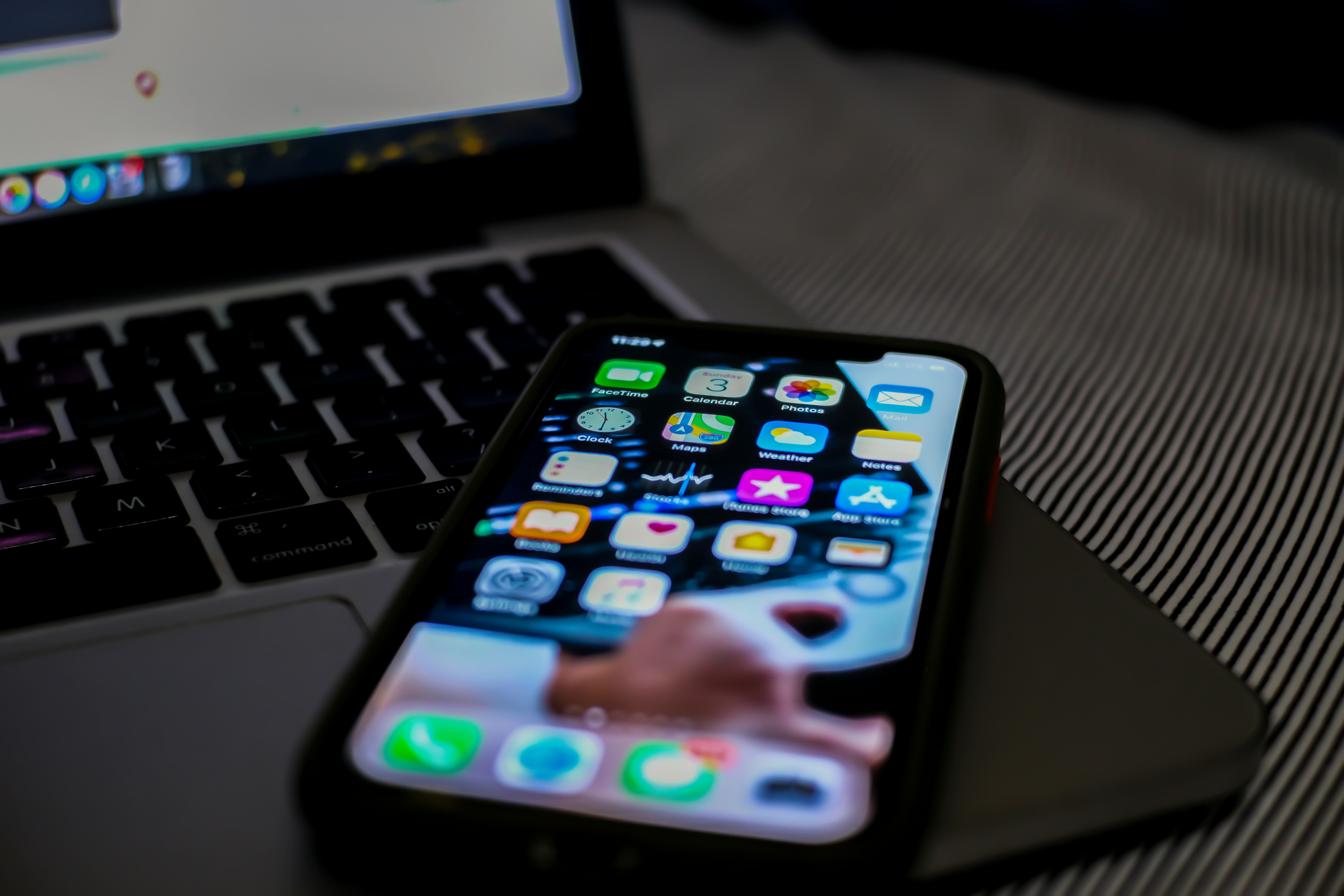 Premium smartphone device